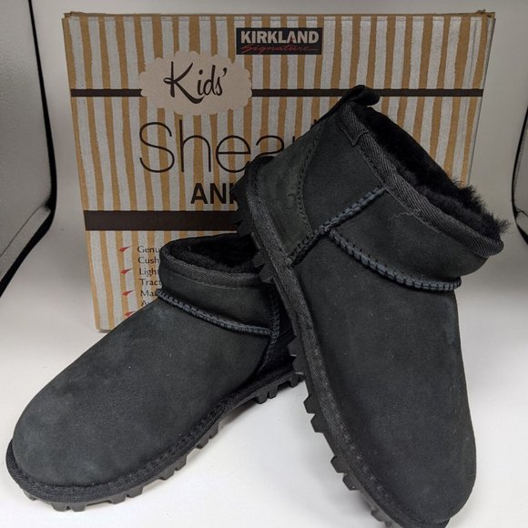 New Kirkland Kids Shearling Sheepskin Lightweight Ankle Boot Black color size 12 - Picture 2 of 5